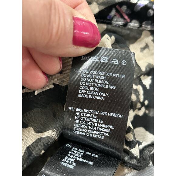 REISS Tori Sheer Black Floral Burnout top size US 0 See Description - Picture 7 of 10